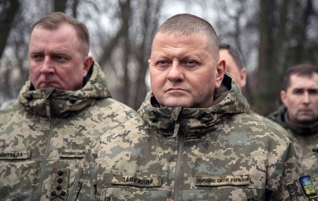 Россия во время ночной атаки выпустила по Украине до 40 ракет и 35 дронов, - Залужный