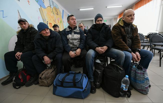 В России массово раздают повестки, сообщают о военных сборах