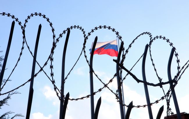 Польша и страны Балтии призвали изъять активы РФ для помощи переселенцам в Украине