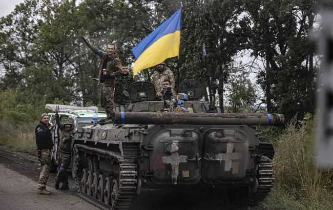 ЗСУ відбили всі атаки на фронті та знищили три склади окупантів: зведення Генштабу