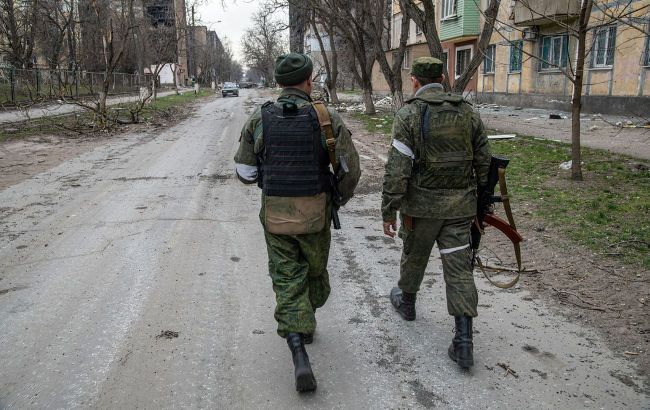 В Мариуполе оккупанты начали массовые рейды, чтобы выявить тех, кто помогает ВСУ, - Генштаб