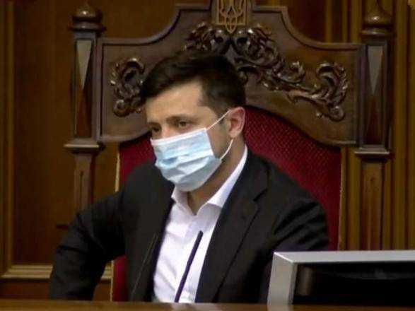 Рейтинг Зеленского упал ниже 30%