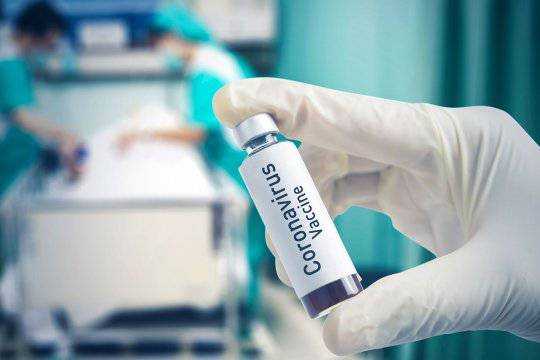 Стало известно, кто в Украине первым получит вакцину от коронавируса