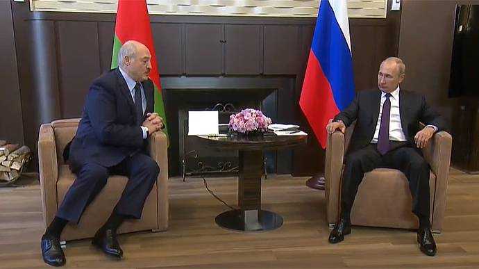 Путін дасть Лукашенку кредит на півтора мільярда доларів