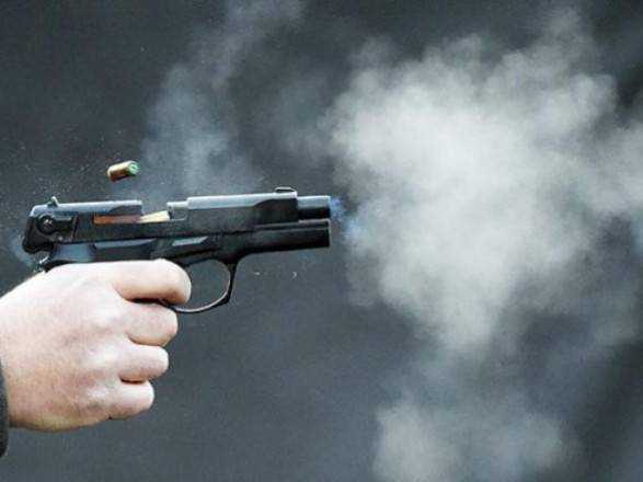 Стрілянина в Києві:В результаті  постраждали правоохоронець та цивільний.Введена спецоперація