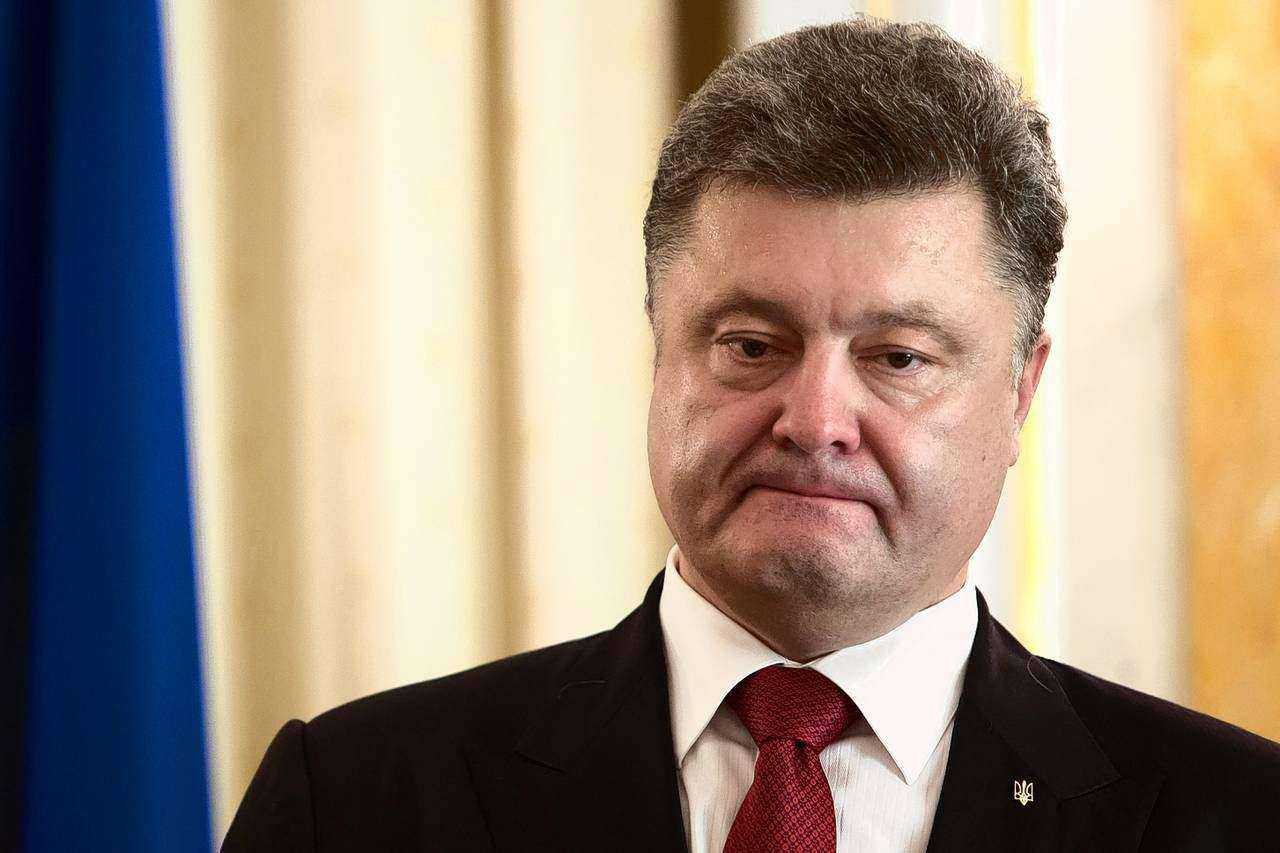 Нацкорпус нанес Порошенко новый удар, все тайное становится явным, подробности