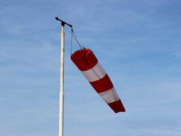 Украинцев предупредили о сильном ветре