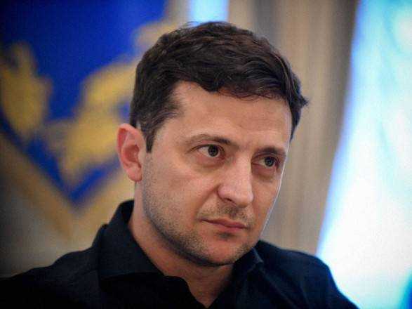 Для счастья Украине нужно преодолеть врагов - Зеленский