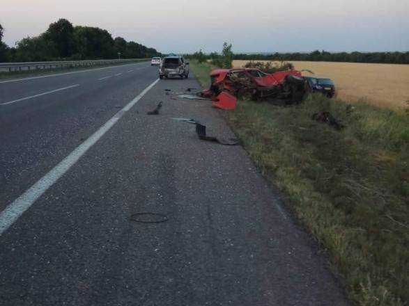 В Одесской области Lexus попал в ДТП, есть погибшие
