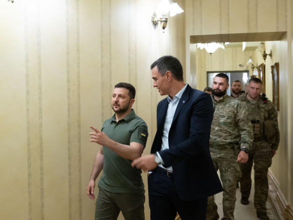 рф может совершить теракт на ЗАЭС для того, чтобы остановить контрнаступление - Зеленский