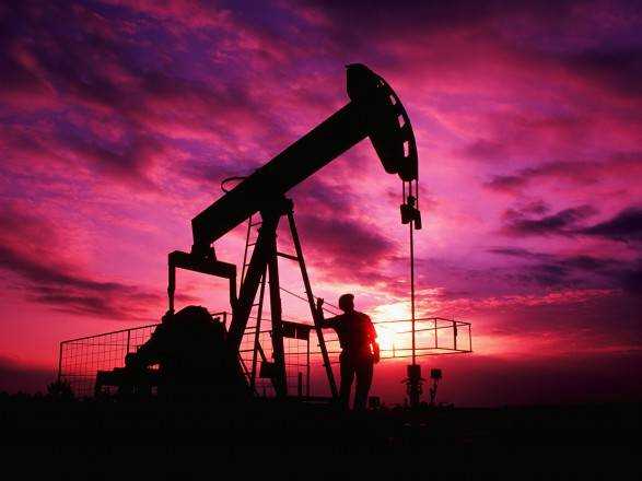 Мировые цены на нефть поднялись