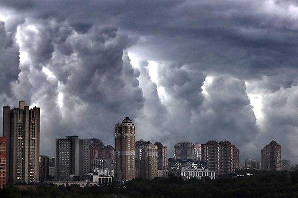 Погодная аномалия добралась до Украины: шесть областей накроет мегашторм