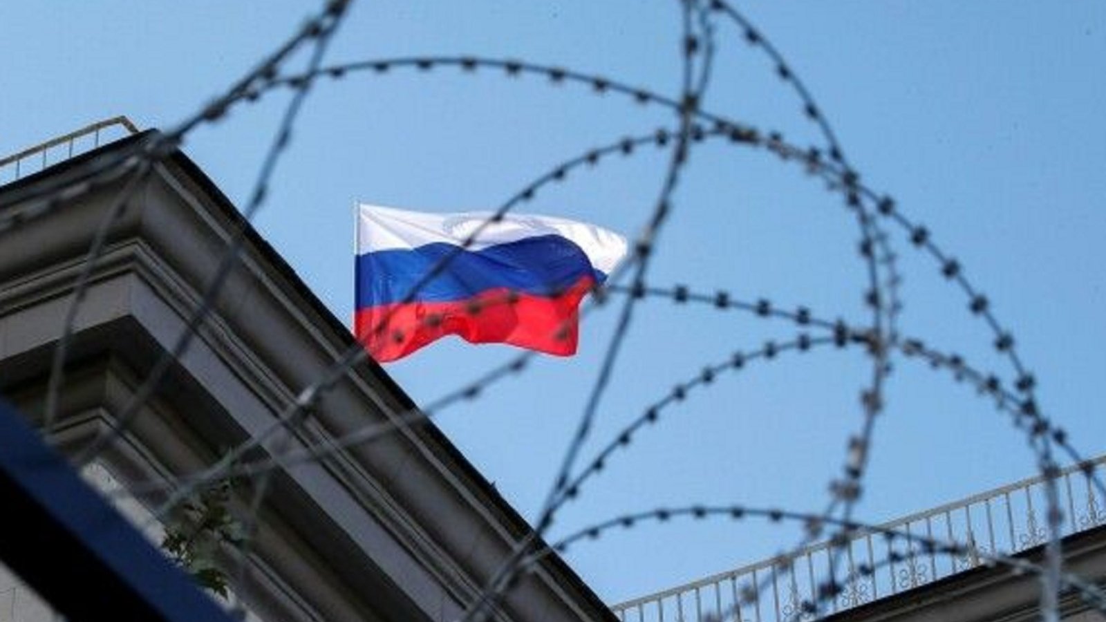 Запад подозревает Эмираты в нарушении антироссийских санкций - Financial Times