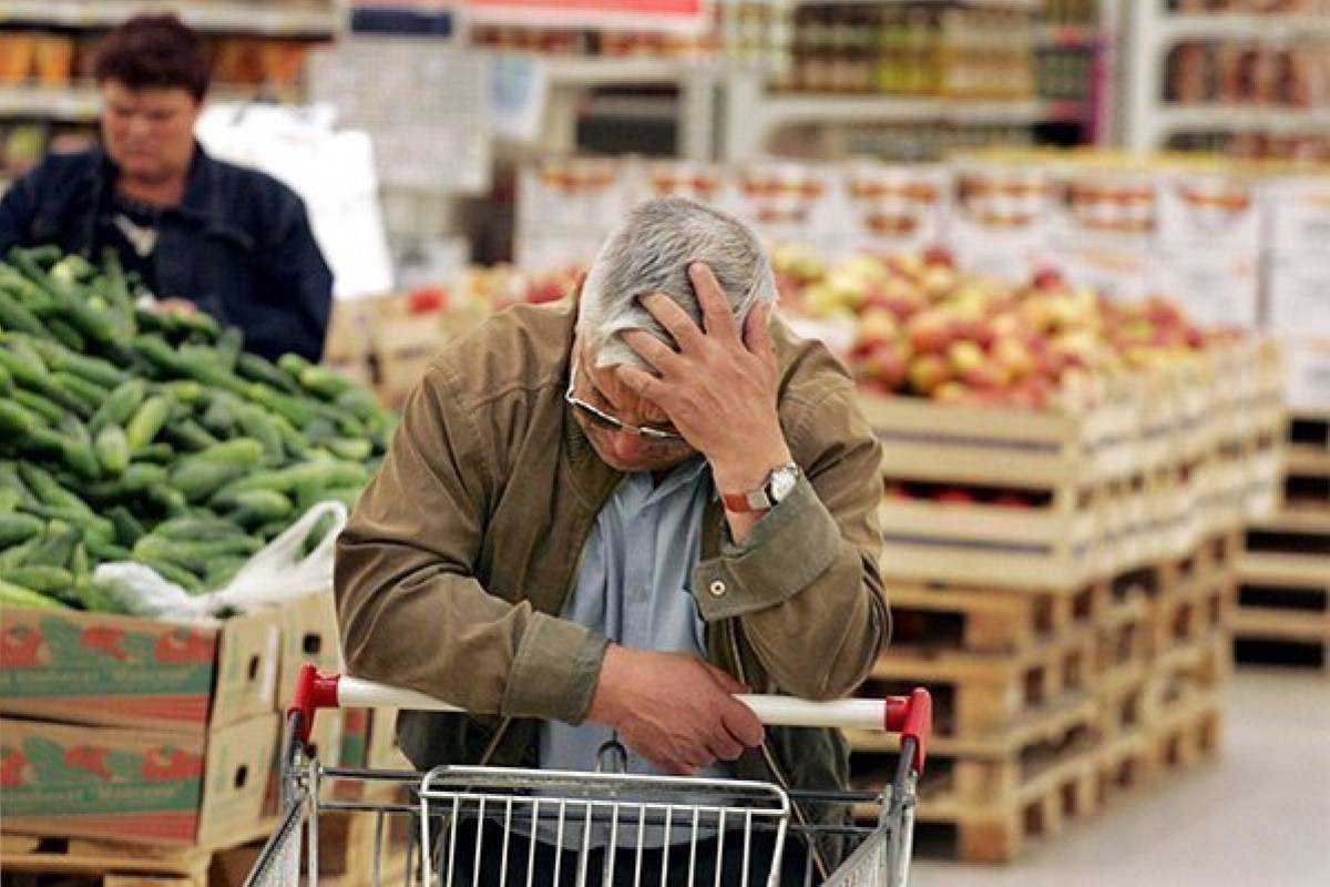 Українців закликали запастися продуктами