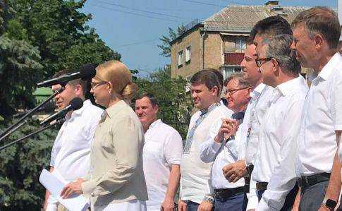 "Батькивщина" обнародовала свою первую пятерку