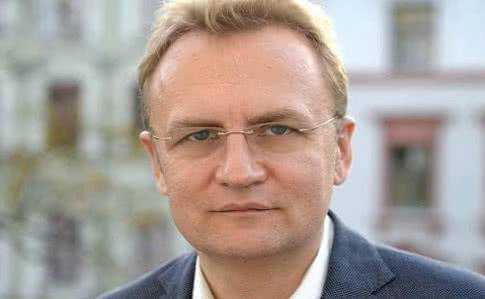 Садовый готов подыграть Зеленскому