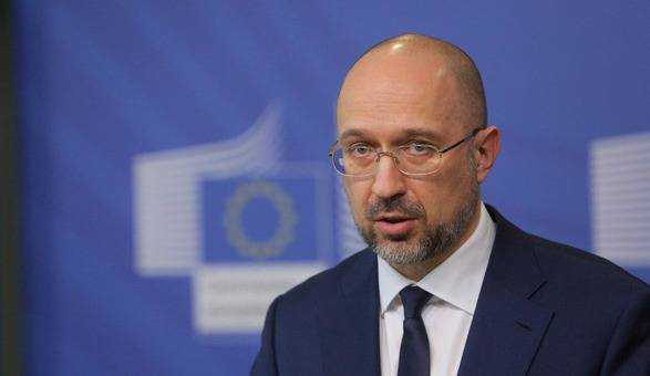 "Вони повинні розуміти наслідки": Шмигаль закликає ЄС не давати візи росіянам