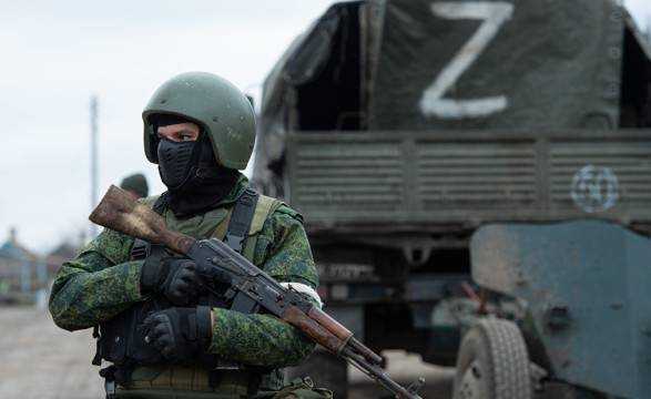окупанти завершують перегрупування військ на лівому березі Дніпра