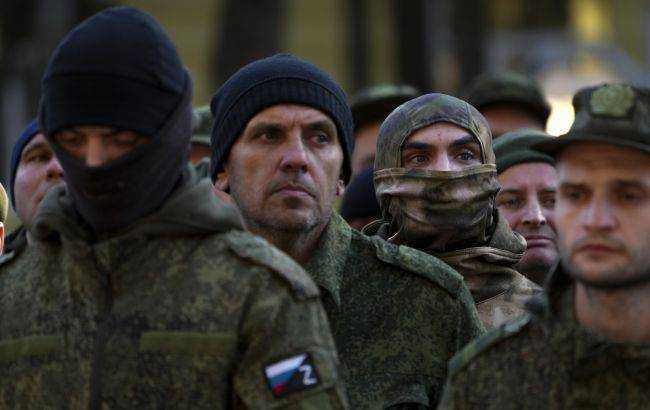 Мобілізованих РФ за відмову воювати кидають на передовий та у підвали