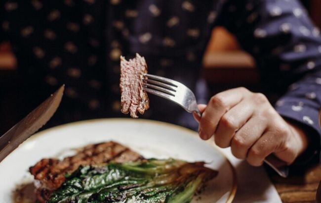 Диетолог назвала продукты, которые могут вызвать рак: их едят все