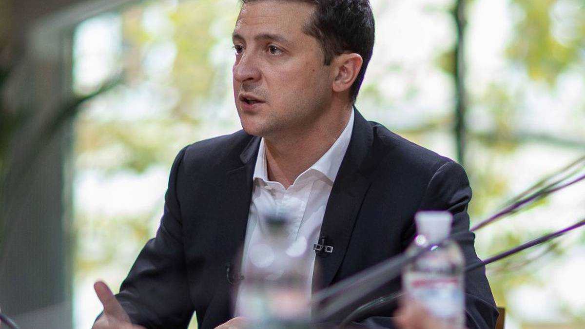 Зеленский анонсировал резкое снижение тарифов на отопление