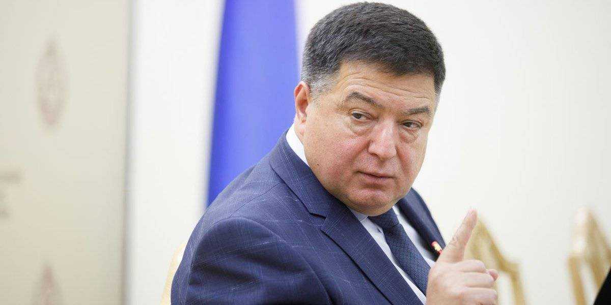 Госохрана не пускает главу Конституционного суда Тупицкого в здание КСУ