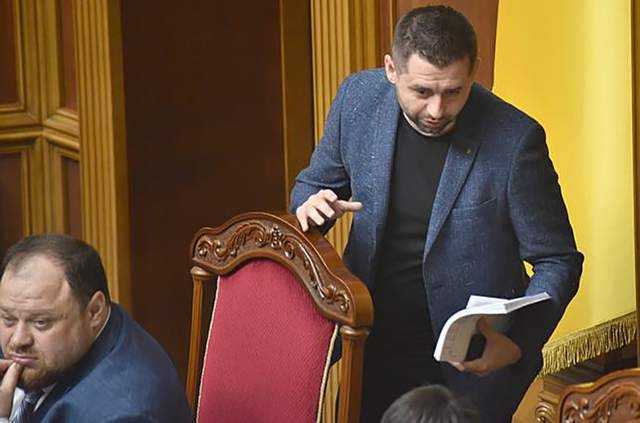 Арахамія спрогнозував, коли в Раді знайдуть заміну Разумкову