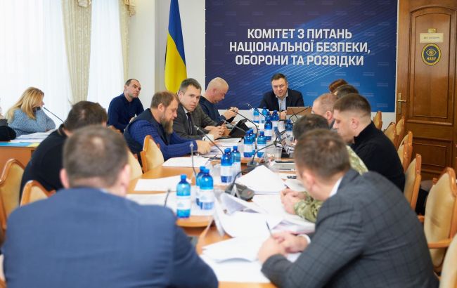 В Раду вызвали руководство Минобороны из-за скандала с закупкой продуктов для ВСУ