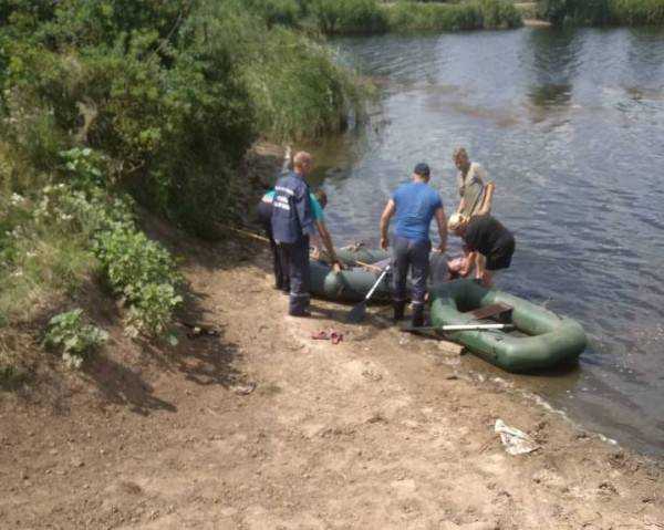 На Днепроперовщине обнаружили лодку с мертвым мужчиной