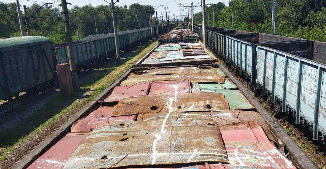 В Кривом Роге вагоны с металлоломом заменили на вагоны с мусором