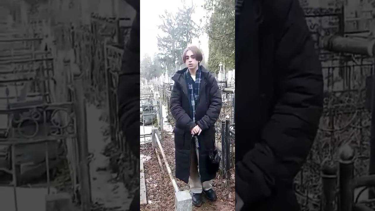 Школярі влаштували танці для TikTok на могилах в Луцьку: відкрито провадження