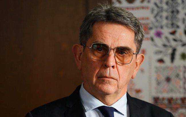 Глава Минздрава призвал ужесточить ограничения на время карантина