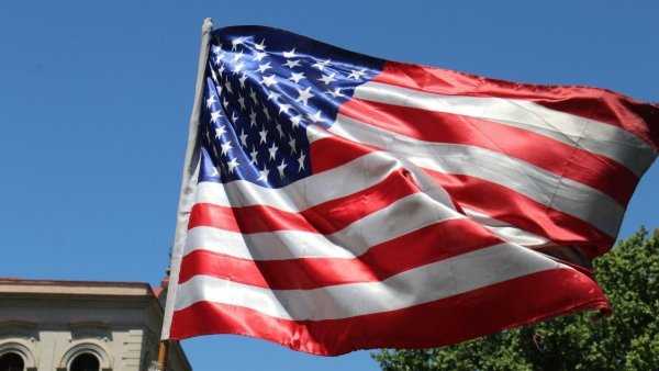 США массово депортируют нелегальных иммигрантов