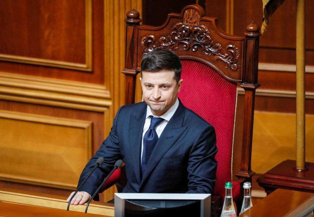 Зеленский сказал Ахметову о "большой нагрузке" и чтобы вкладывался в Донбасс