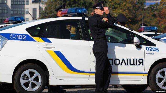В центре Киева усыпили и обокрали посетителей бара