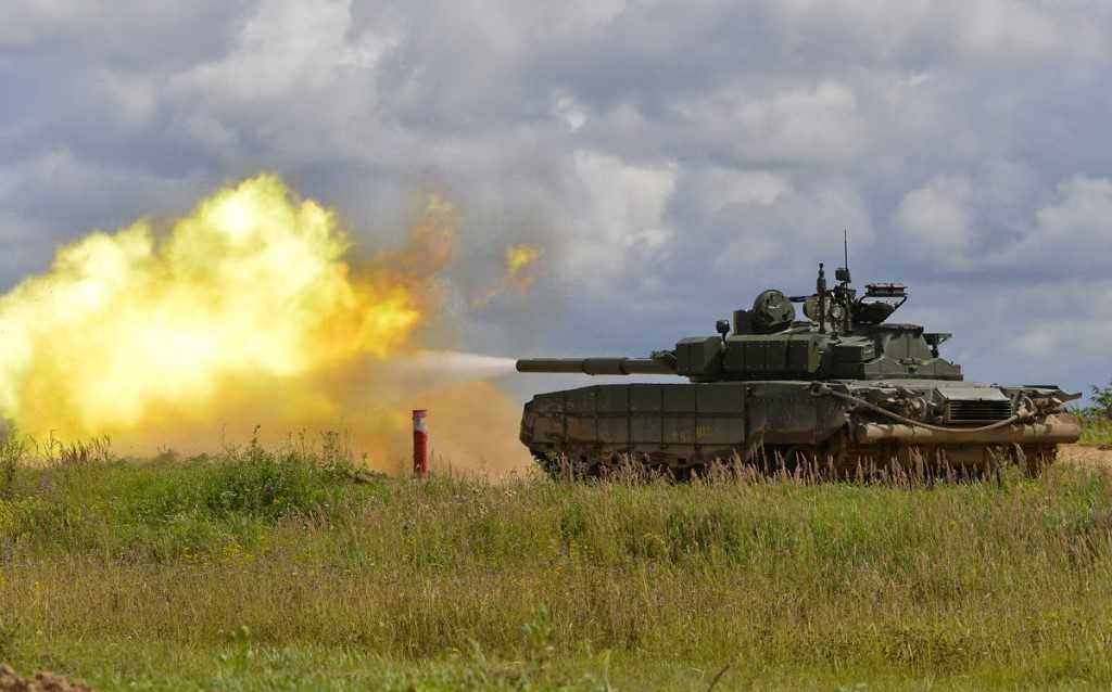 Під час навчань під Миколаєвом військові обстріляли село з танка