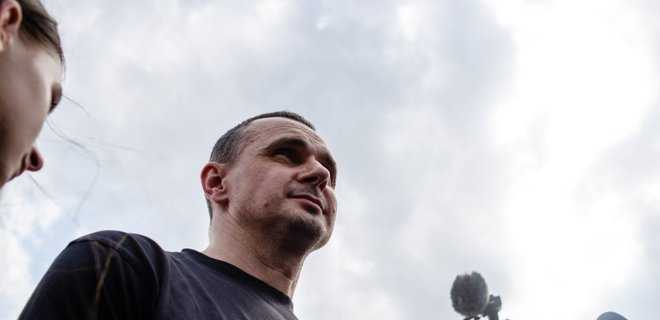 Сенцов обещает приехать в Крым на танках: в России истерика