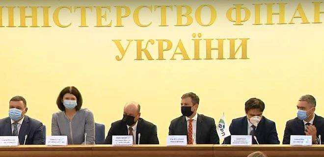 Сім банків почнуть видавати доступну іпотеку під 7%. Коли і до кого звертатися