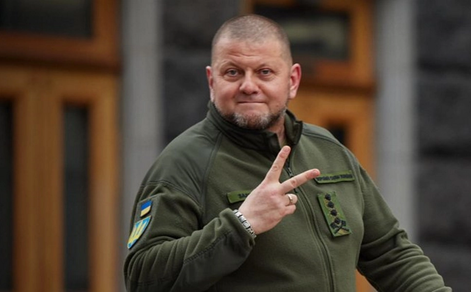 Мережу "розкачала" пісня про головкома ЗСУ