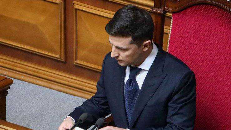 Зеленский уволил двух заместителей главы СБУ