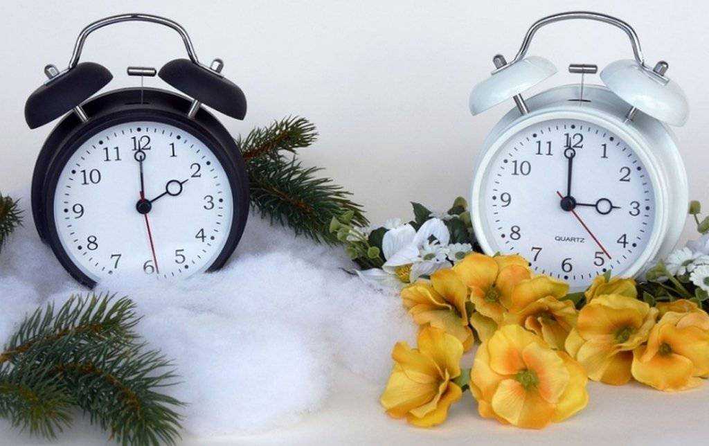 Когда и куда переводим стрелки часов